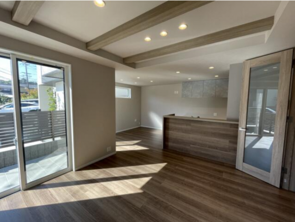 名古屋市昭和区吹上町、新築一戸建ての居間画像です