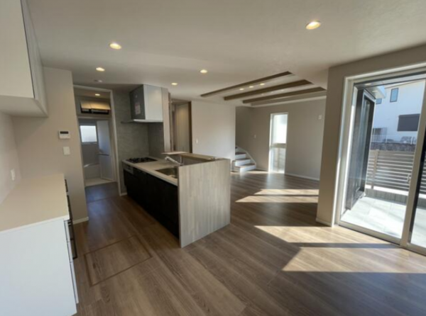 名古屋市昭和区吹上町、新築一戸建ての居間画像です