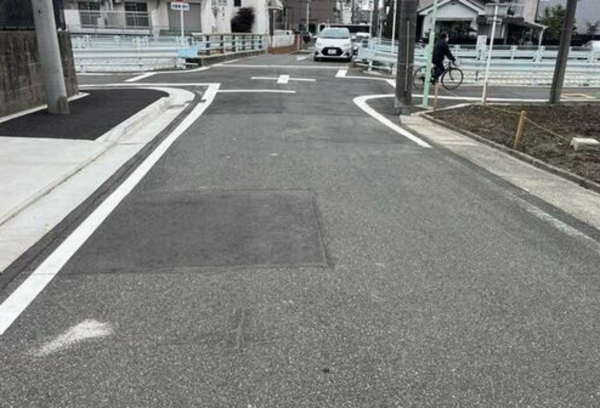 名古屋市昭和区南分町、土地の前面道路を含む現地写真画像です