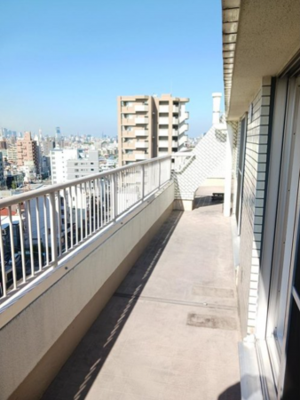 名古屋市昭和区滝川町、中古マンションのバルコニー画像です