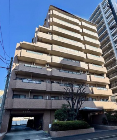 名古屋市昭和区桜山町、中古マンションの外観画像です