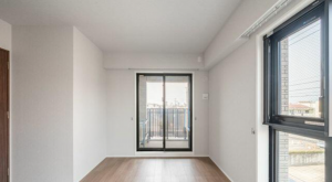 名古屋市昭和区前山町、中古マンションの居間画像です