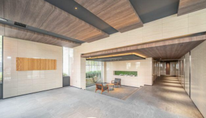 名古屋市昭和区前山町、中古マンションのエントランス画像です