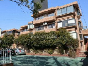 名古屋市千種区城山町、中古マンションの外観画像です