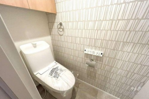 名古屋市千種区城山町、中古マンションのトイレ画像です