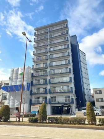 名古屋市千種区豊年町、中古マンションの外観画像です
