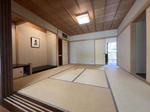 名古屋市瑞穂区彌富町円山、中古一戸建ての居間画像です