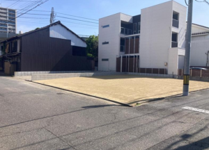 名古屋市瑞穂区苗代町、土地の前面道路を含む現地写真画像です