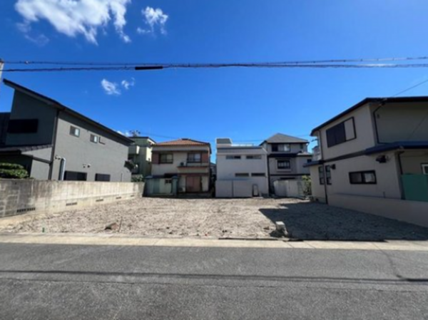 名古屋市千種区西崎町、土地の前面道路を含む現地写真画像です