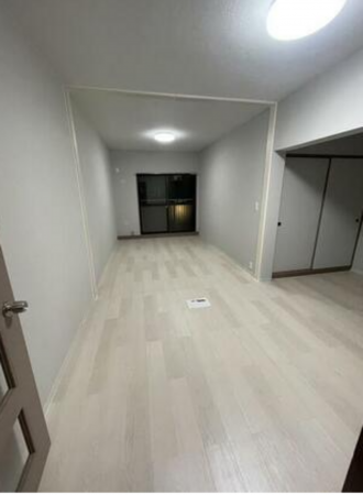 名古屋市瑞穂区竹田町、中古マンションの居間画像です