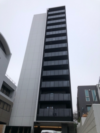 名古屋市千種区星が丘元町、中古マンションの外観画像です