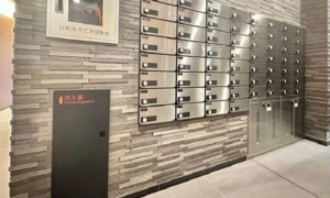 名古屋市昭和区広見町、中古マンションのエントランス画像です
