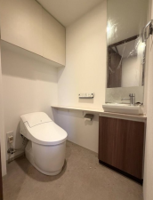 名古屋市昭和区広見町、中古マンションのトイレ画像です