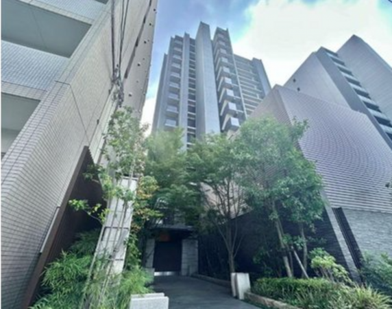 名古屋市昭和区広見町、中古マンションの外観画像です