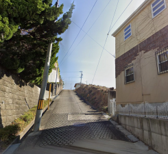 名古屋市瑞穂区岳見町、土地の前面道路を含む現地写真画像です