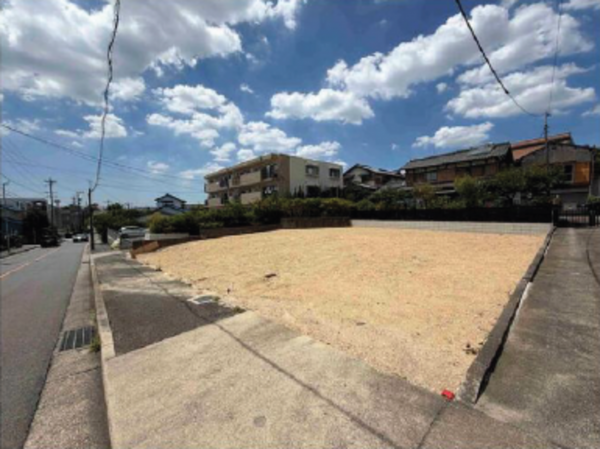名古屋市瑞穂区密柑山町、土地の前面道路を含む現地写真画像です
