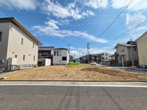 名古屋市昭和区御器所、新築一戸建ての前面道路を含む現地写真画像です