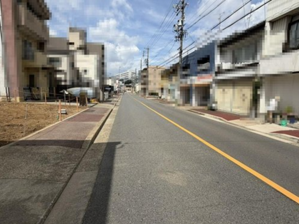 名古屋市昭和区曙町、土地の前面道路を含む現地写真画像です