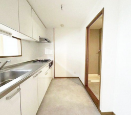 名古屋市千種区、中古マンションのキッチン画像です