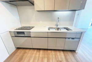 名古屋市千種区山門町、中古マンションのキッチン画像です