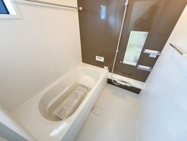 名古屋市千種区希望ケ丘、新築一戸建ての風呂画像です