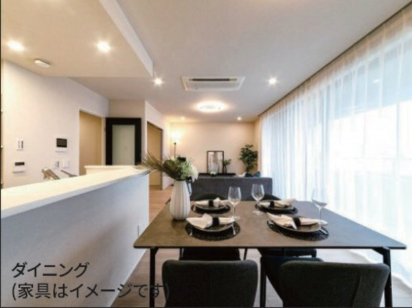 名古屋市千種区日和町、中古マンションの居間画像です