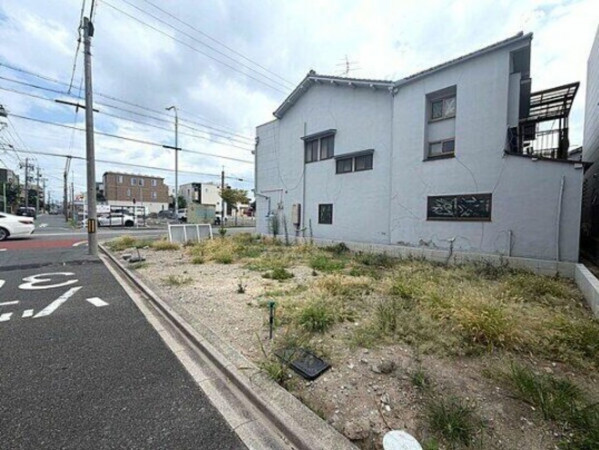 名古屋市瑞穂区汐路町、土地の前面道路を含む現地写真画像です