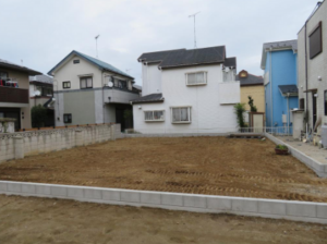 春日部市六軒町、土地の画像です