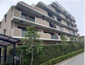 春日部市中央、中古マンションの外観画像です