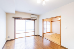 春日部市谷原、中古マンションの居間画像です