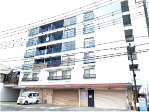 春日部市中央、中古マンションの外観画像です