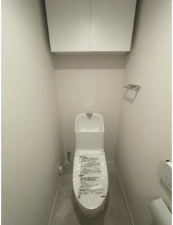 春日部市粕壁東、中古マンションのトイレ画像です