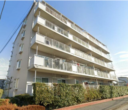 春日部市内牧、中古マンションの外観画像です