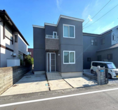 春日部市中央、中古一戸建ての外観画像です