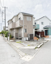 春日部市小渕、中古一戸建ての外観画像です