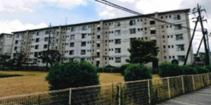 春日部市大枝、中古マンションの外観画像です