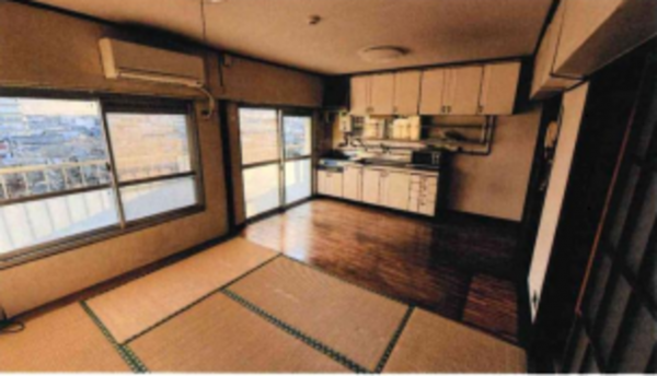 春日部市大枝、中古マンションの内装画像です