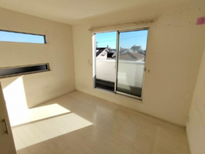 春日部市南、中古一戸建ての居間画像です