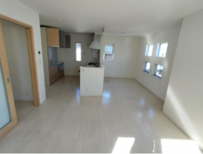 春日部市南、中古一戸建ての居間画像です