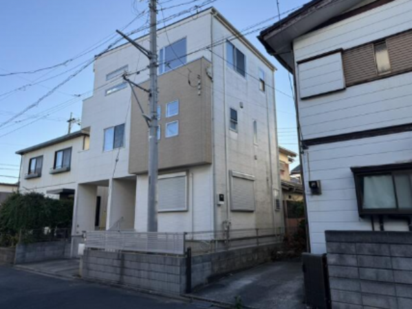 春日部市南、中古一戸建ての外観画像です