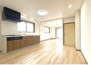 春日部市中央、中古マンションの居間画像です