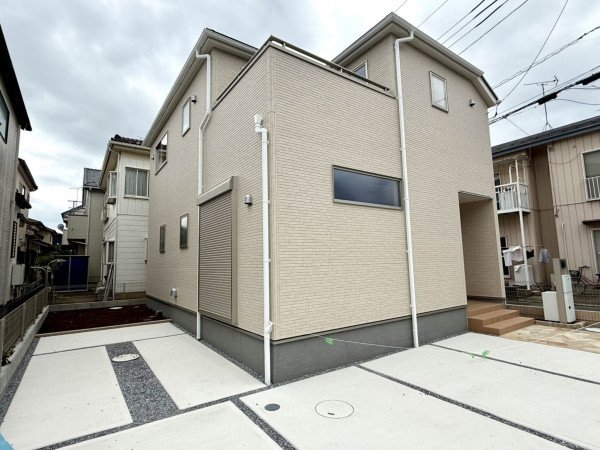 春日部市藤塚、新築一戸建ての画像です