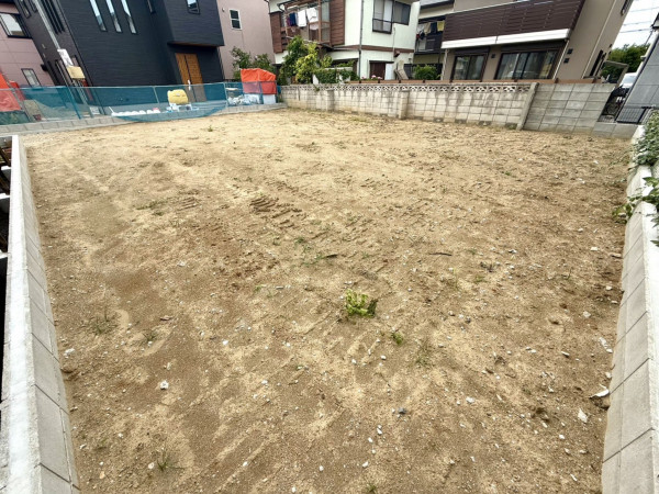 春日部市六軒町、土地の画像です