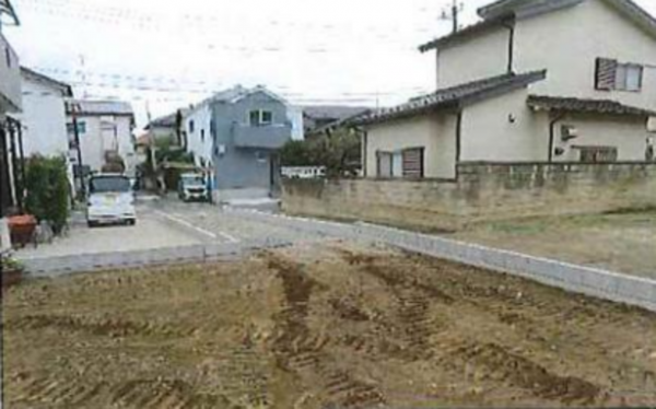 春日部市六軒町、土地の画像です