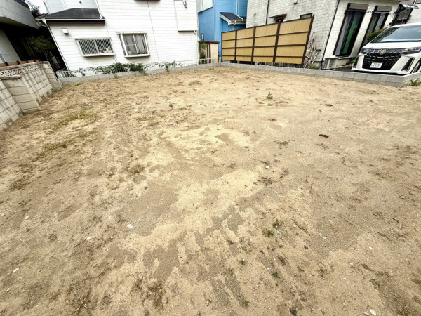 春日部市六軒町、土地の画像です