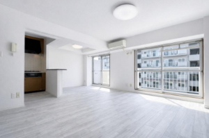 春日部市内牧、中古マンションの画像です