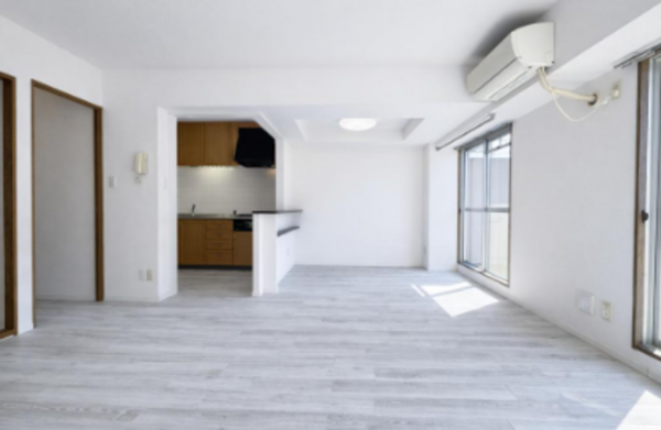 春日部市内牧、中古マンションの画像です