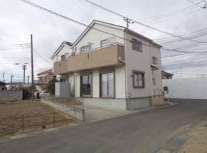 春日部市南中曽根、中古一戸建ての画像です