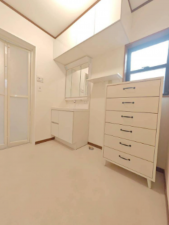 春日部市南中曽根、中古一戸建ての画像です