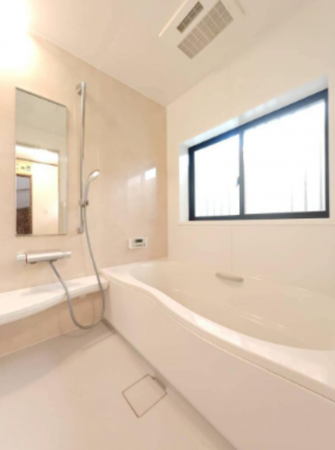 春日部市南中曽根、中古一戸建ての画像です